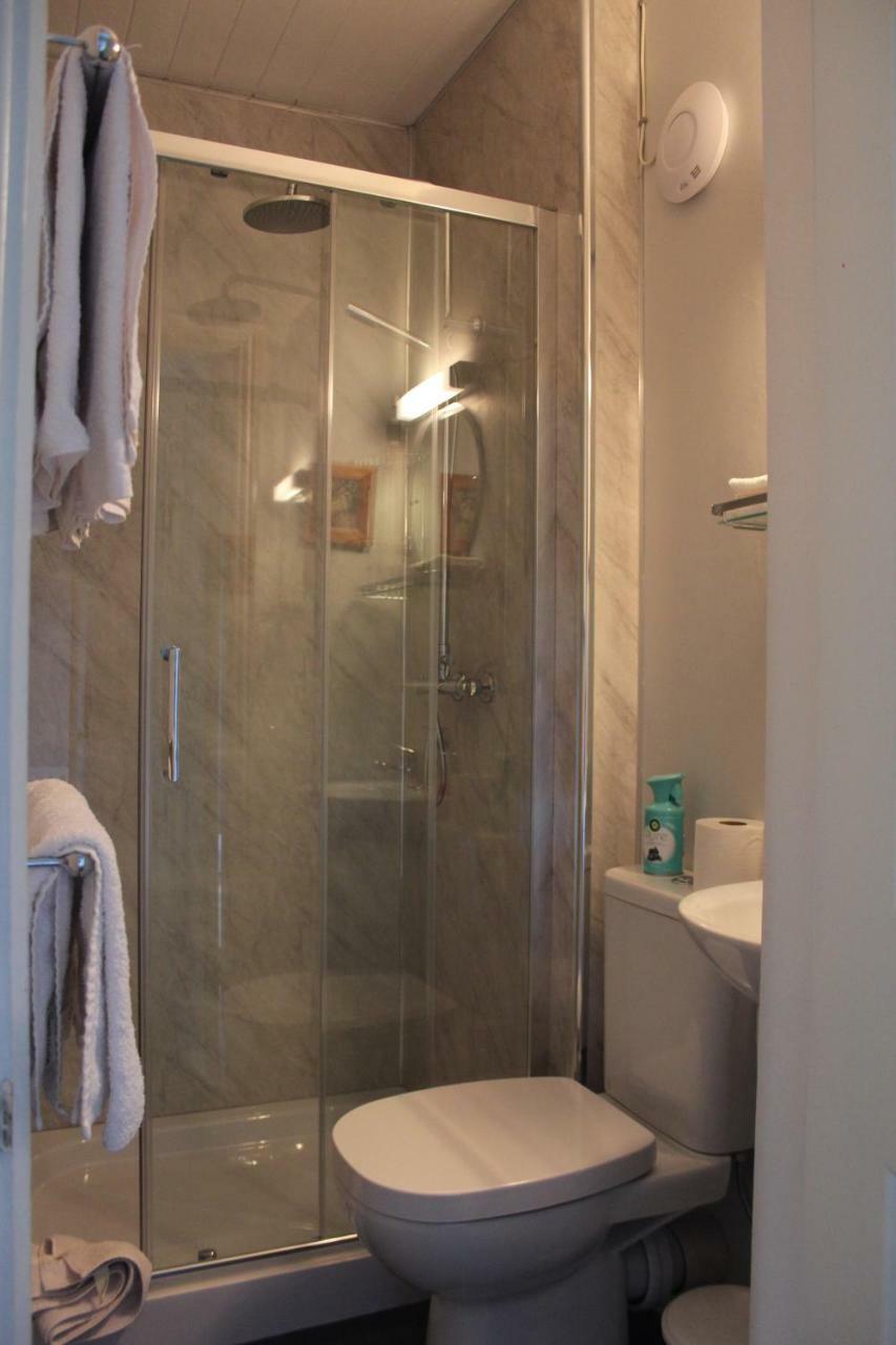 Grey Gables Farmhouse B&B Innishannon Exteriör bild